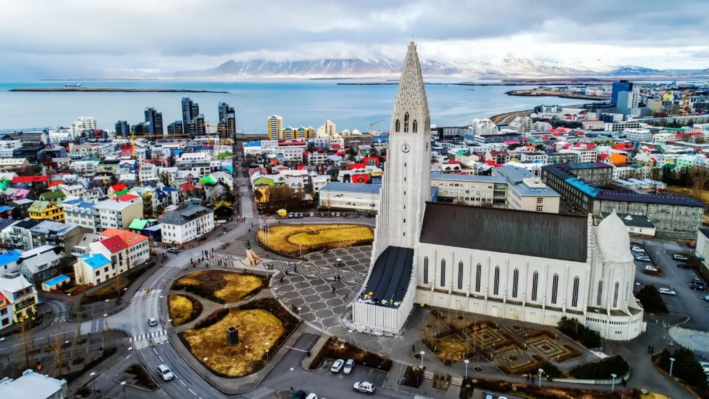 Top 10 Safest Countries in the World According to Global Peace Index 2025