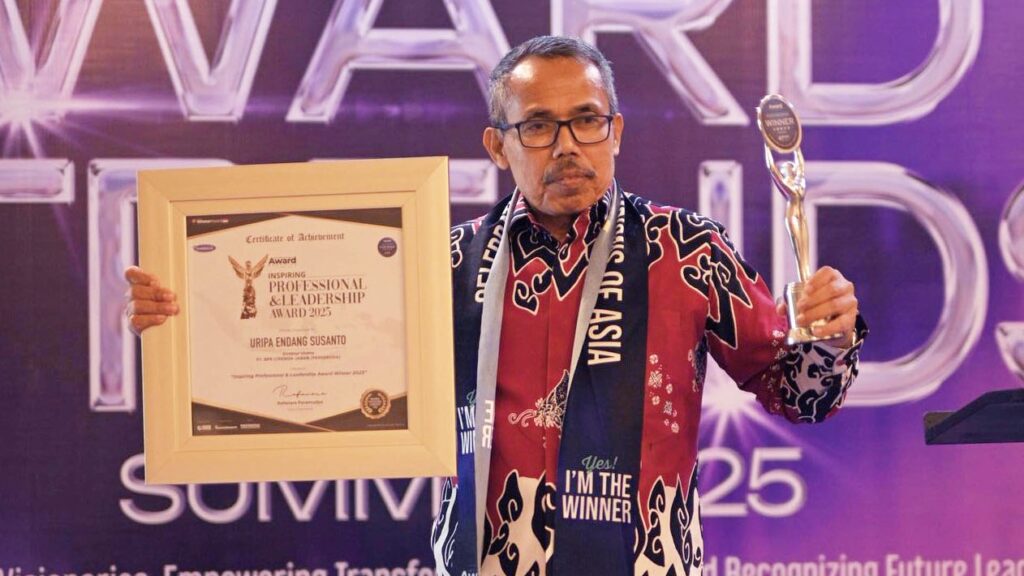 A Distinguished Leadership Milestone: Uripa Endang Susanto Receives Prestigious National Recognition for Advancing Regional Banking Excellence