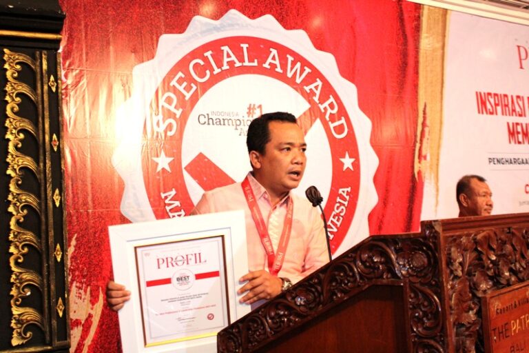 Politics, Governance, and Public Authority: The Role of #1 Anugerah Prestasi Indonesia in Strengthening National Leadership Credibility